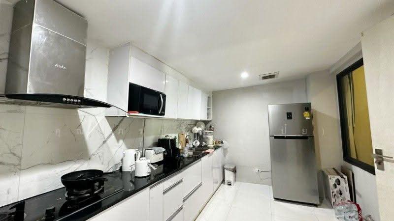 Britania Wongwaen-Hathairat, Pathum Thani, Hathairat Road, Bung Kham Proi, Lam Luk Ka, Pathum Thani, 2 Bedrooms, 100 sqm, Townhouse For Sale, by คุณ ภรณ์ทิพย์ (ปุ๋ย), 500617146 - DDproperty.com