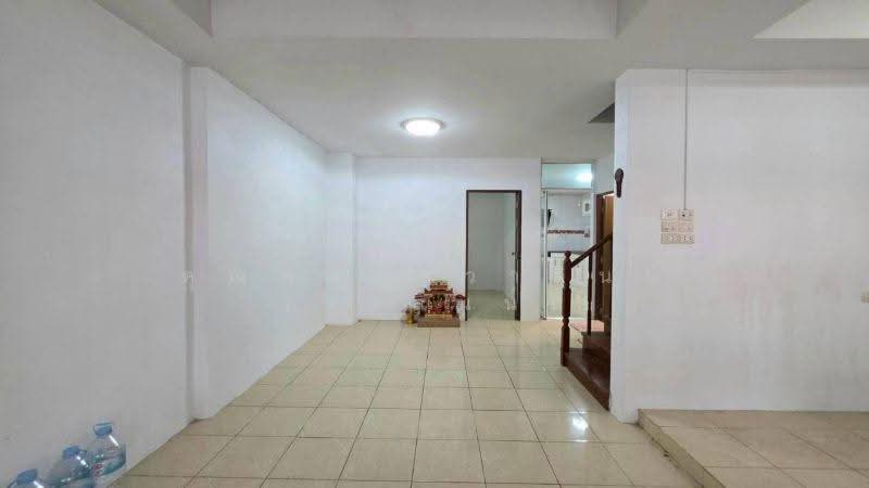 Sathorn Grand Ville, Bangkok, Kanlapaphruek Road, Bang Khae, Bangkok, 4 Bedrooms, 95 sqm, Townhouse For Sale, by คุณพลอยวาลินน์ (วาลินน์), 500617185 - DDproperty.com