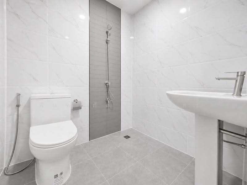 Renovated Townhouse: Chao Fa, Lam Luk Ka Khlong 2, Pathum Thani, Pathum Thani, ถนนลำลูกกา, Khu Khot, Lam Luk Ka, Pathum Thani, 2 Bedrooms, 68 sqm, Townhouse For Sale, by พิมพ์นภัส ภูธนภัทร, 500617202 - DDproperty.com