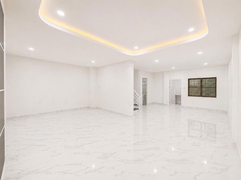Thaisombul 3, Pathum Thani, Yothathikan Khu Khot - Klong Luang Road, Khlong Sam, Khlong Luang, Pathum Thani, 3 Bedrooms, 114 sqm, Townhouse For Sale, by พิมพ์นภัส ภูธนภัทร, 500617238 - DDproperty.com