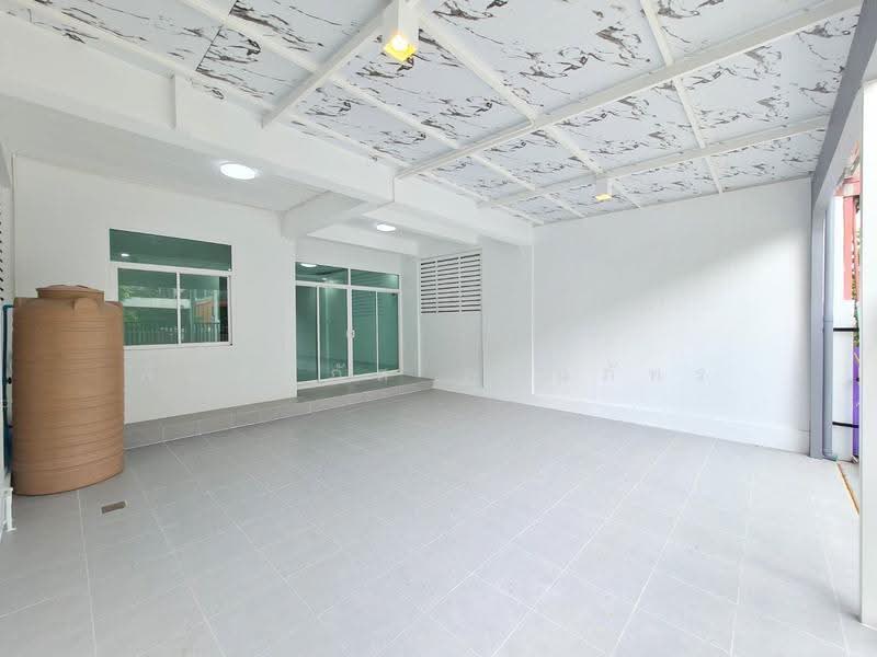 Thaisombul 3, Pathum Thani, Yothathikan Khu Khot - Klong Luang Road, Khlong Sam, Khlong Luang, Pathum Thani, 3 Bedrooms, 114 sqm, Townhouse For Sale, by พิมพ์นภัส ภูธนภัทร, 500617262 - DDproperty.com