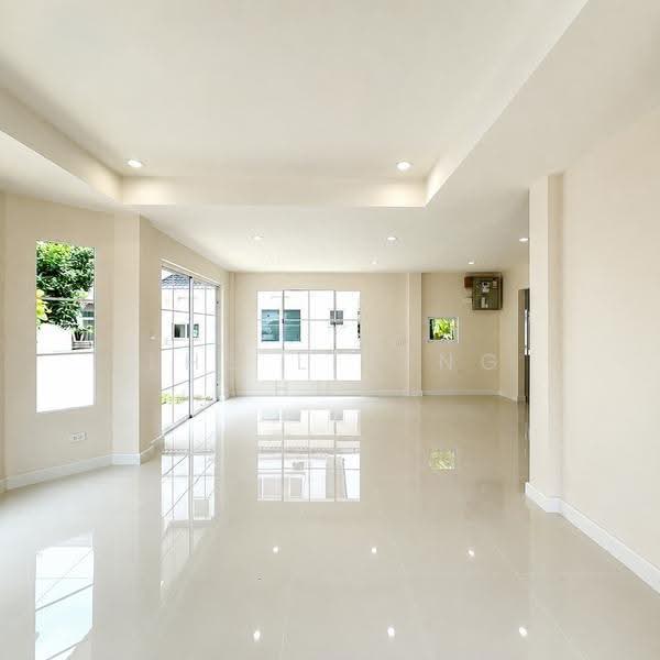 Mantana Pinklao-Rama 5, Nonthaburi, Nakhon In Road, Bang Khun Kong, Bang Kruai, Nonthaburi, 3 Bedrooms, 170 sqm, Single Detached House For Sale, by THE LIVING HUB, 500617294 - DDproperty.com
