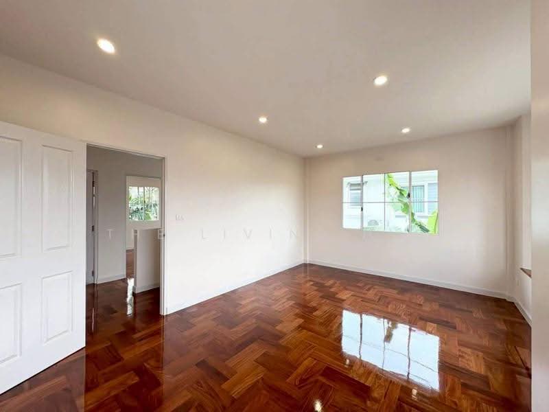 Mantana Pinklao-Rama 5, Nonthaburi, Nakhon In Road, Bang Khun Kong, Bang Kruai, Nonthaburi, 3 Bedrooms, 170 sqm, Single Detached House For Sale, by THE LIVING HUB, 500617294 - DDproperty.com