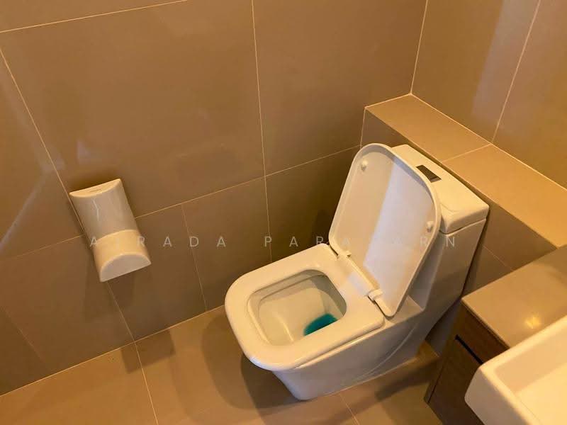Quinn Ratchada 17, Bangkok, 454 456 Soi Inthara Mari 45, Din Daeng, Bangkok, 1 Bedroom, 35 sqm, Condo For Rent, by Airada Parasarn, 500617297 - DDproperty.com