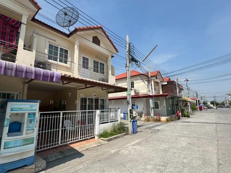 หมู่บ้านเฟื่องฟ้าวิลล่า 16 เทพารักษ์ สมุทรปราการ, Samut Prakan, Thepharak, Muang Samut Prakarn, Samut Prakan, 3 Bedrooms, 150 sqm, Townhouse For Sale, by The Best Property ขวัญ, 500617303 - DDproperty.com