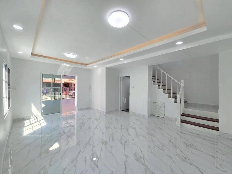 Baan Prueksa 11, Pathum Thani, Khlong Sam, Khlong Luang, Pathum Thani, 4 Bedrooms, 128 sqm, Townhouse For Sale, by พิมพ์นภัส ภูธนภัทร, 500617340 - DDproperty.com