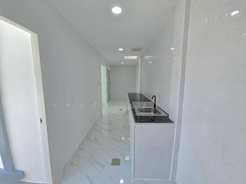 Baan Prueksa 11, Pathum Thani, Khlong Sam, Khlong Luang, Pathum Thani, 4 Bedrooms, 128 sqm, Townhouse For Sale, by พิมพ์นภัส ภูธนภัทร, 500617340 - DDproperty.com