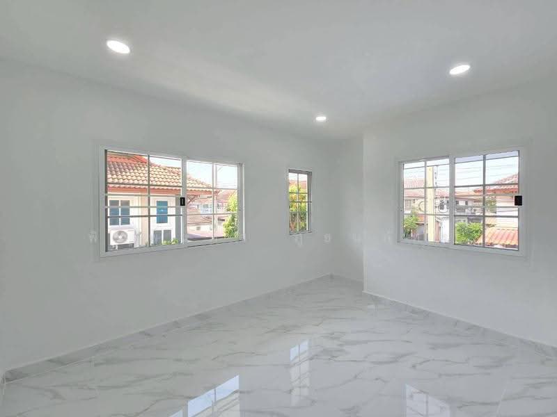 Baan Prueksa 11, Pathum Thani, Khlong Sam, Khlong Luang, Pathum Thani, 4 Bedrooms, 128 sqm, Townhouse For Sale, by พิมพ์นภัส ภูธนภัทร, 500617340 - DDproperty.com
