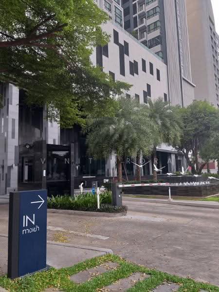 Fuse Sathorn-Taksin, Bangkok, Krung Thon Buri Road, Bang Lam Phu Lang, Khlong San, Bangkok, 1 Bedroom, 30 sqm, Condo For Sale, by Vinit Arora, 500617453 - DDproperty.com