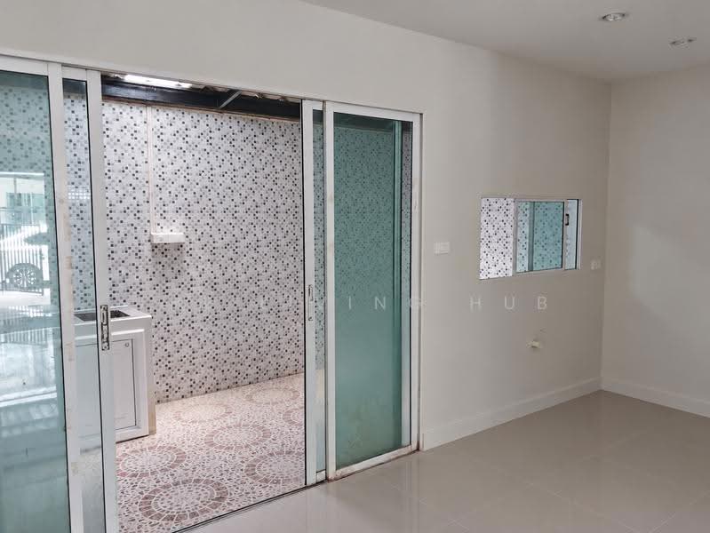 Pruksa Town Nexts Ramindra-Wongwaen, Bangkok, Phraya Suren Road, Bang Chun, Khlong Sam Wa, Bangkok, 3 Bedrooms, 100 sqm, Townhouse For Sale, by THE LIVING HUB, 500617472 - DDproperty.com