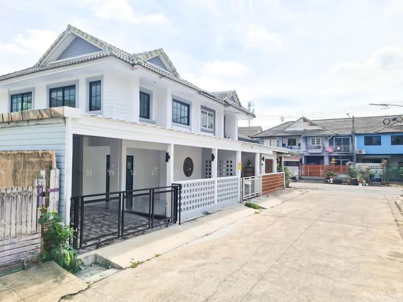Baan Pruksa 13 Rangsit-Klong 3 : บ้านพฤกษา 13 รังสิต คลอง 3, ปทุมธานี, หมู่บ้านพฤกษา 13, คลองสาม, คลองหลวง, ปทุมธานี, 140 ตร.ม., ทาวน์เฮ้าส์ ขาย, โดย พิมพ์นภัส ภูธนภัทร, 500617473 - DDproperty.com