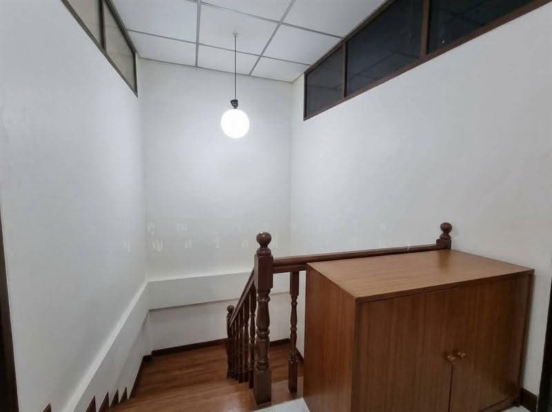 ทาวน์เฮ้าส์ 2 ชั้น 29.2 ตร.ว. หมู่บ้านรุ่งเจริญ, กรุงเทพ, ถนนลาดพร้าว31, จันทรเกษม, จตุจักร, กรุงเทพ, 130 ตร.ม., ทาวน์เฮ้าส์ ขาย, โดย คุณ วรรณรัช บุญสวัสดิ์ (วิน), 500617480 - DDproperty.com