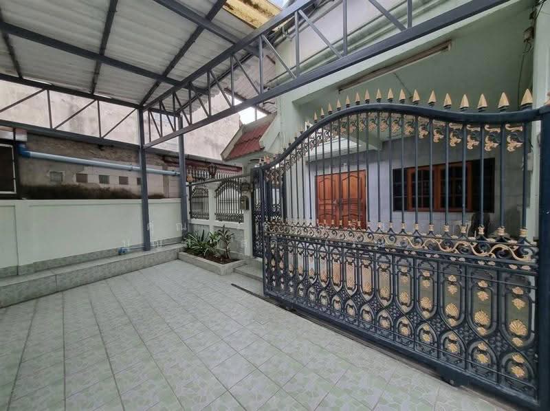 Sinthanee Villa Nawamin 101, Bangkok, ซอย นวมินทร์ 101 นวมินทร์ บึงกุ่ม กรุงเทพมหานคร, Nawamin, Bueng Kum, Bangkok, 6 Bedrooms, 180 sqm, Townhouse For Sale, by คุณ วรรณรัช บุญสวัสดิ์ (วิน), 500617524 - DDproperty.com