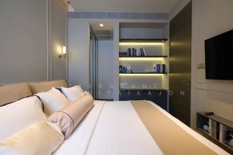 Saladaeng One, Bangkok, Sala Daeng 1 Alley, Silom, Bang Rak, Bangkok, 1 Bedroom, 50 sqm, Condo For Rent, by Teeranant Chonwisaikajon, 500617530 - DDproperty.com