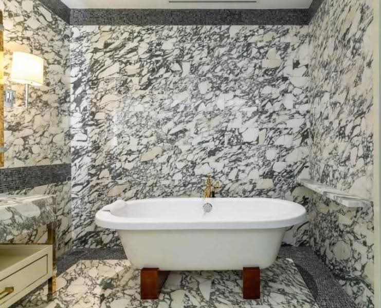 The Ritz-Carlton Residences, Bangkok, 114 Narathiwat Ratchanakarin Road, Silom, Bang Rak, Bangkok, 2 Bedrooms, 155 sqm, Condo For Rent, by Teeranant Chonwisaikajon, 500617619 - DDproperty.com