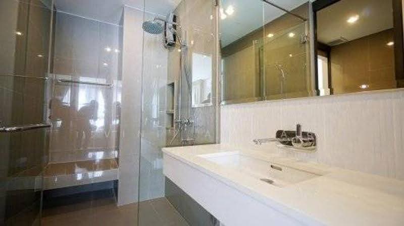Rhythm Sukhumvit 42, Bangkok, Soi Sukhumvit 42, Sukhumvit Road, Phra Kanong, Khlong Toei, Bangkok, 1 Bedroom, 48 sqm, Condo For Rent, by Vinit Arora, 500617641 - DDproperty.com