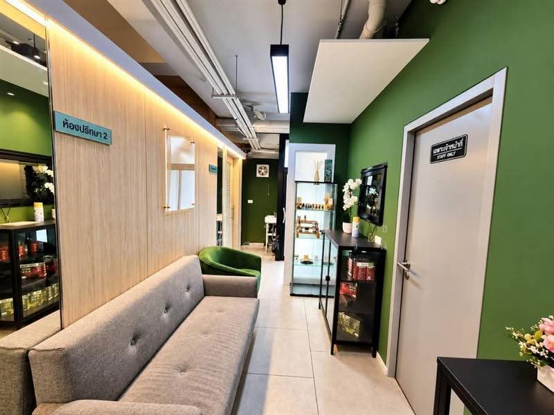 อาร์โค่ โฮมออฟฟิศ เอกมัย–รามอินทรา (ARCO Home Office Life), Bangkok, ถนนเอกมัย-รามอินทรา, Khlong Chan, Bang Kapi, Bangkok, 10+ Bedrooms, 300 sqm, Townhouse For Sale, by คุณ วรรณรัช บุญสวัสดิ์ (วิน), 500617642 - DDproperty.com