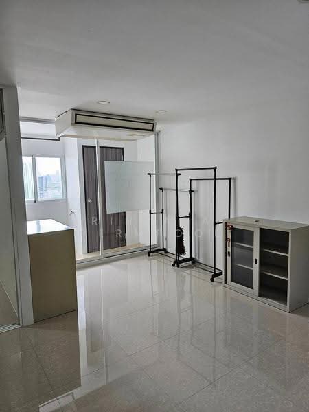 ITF Silom Palace, Bangkok, 160 Soi Naradhiwas Rajanagarindra 1, Suriyawong, Bang Rak, Bangkok, 1 Bedroom, 61 sqm, Condo For Rent, by Rinrada Permpool, 500617656 - DDproperty.com
