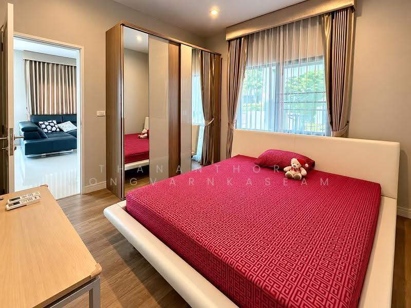 Burasiri Pattanakarn, Bangkok, New Pattanakarn Road, Prawet, Bangkok, 5 Bedrooms, 220 sqm, Single Detached House For Rent, by Thananthorn Wongvarnkaseam, 500617673 - DDproperty.com