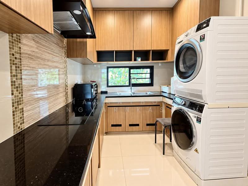 Burasiri Pattanakarn, Bangkok, New Pattanakarn Road, Prawet, Bangkok, 5 Bedrooms, 220 sqm, Single Detached House For Rent, by Thananthorn Wongvarnkaseam, 500617673 - DDproperty.com