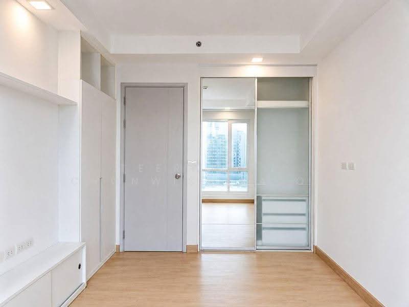 Thru Thonglor, Bangkok, Petchaburi Road, Bang Kapi, Huai Khwang, Bangkok, 1 Bedroom, 38 sqm, Condo For Sale, by Teeranant Chonwisaikajon, 500617709 - DDproperty.com