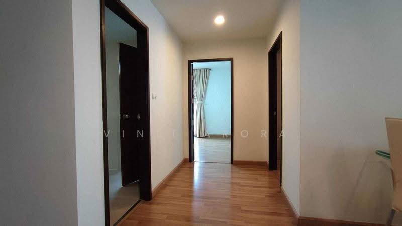 Y.O. Place, Bangkok, 223 Soi Sai Nam Thip 2, Khlong Toei, Bangkok, 2 Bedrooms, 105 sqm, Apartment For Rent, by Vinit Arora, 500617750 - DDproperty.com