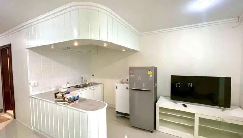 Supalai Place Sukhumvit 39, Bangkok, 175-179 Soi Sukhumvit 39 Sukhumvit Road, Khlong Tan Nua, Watthana, Bangkok, 1 Bedroom, 50 sqm, Condo For Rent, by Teeranant Chonwisaikajon, 500617768 - DDproperty.com