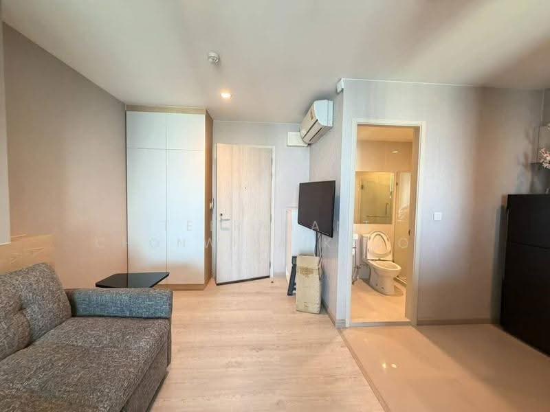 Life Asoke, Bangkok, Asoke-Dindang Road, Bang Kapi, Huai Khwang, Bangkok, 1 Bedroom, 35 sqm, Condo For Rent, by Teeranant Chonwisaikajon, 500617861 - DDproperty.com