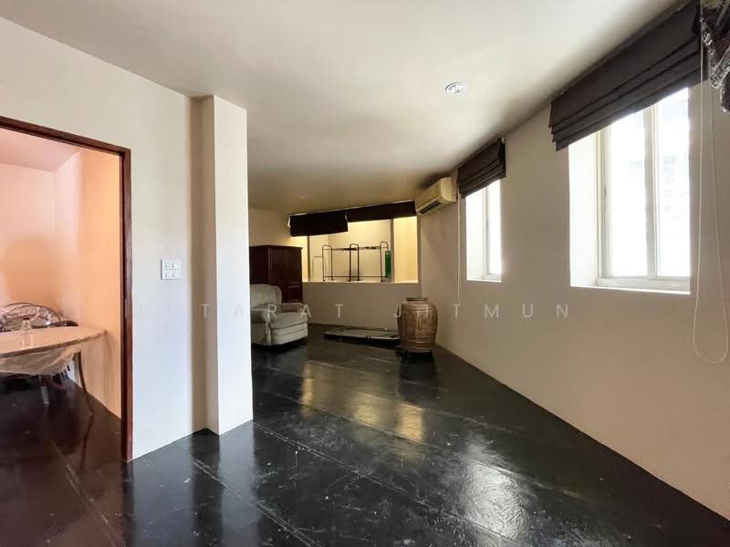 อาคารพาณิชย์ ซอยเจริญกรุง 40, Bangkok, Bang Rak, Bangkok, , 70 sqm, Shophouse For Rent, by Jutarat Jitmun, 500617984 - DDproperty.com