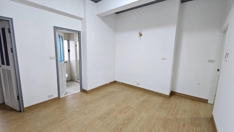 KC Court, Bangkok, 28 Soi Thonglor 13, Khlong Tan Nua, Watthana, Bangkok, 3 Bedrooms, 250 sqm, Condo For Rent, by BANGKOK PROPERTY AGENTS, 500618028 - DDproperty.com
