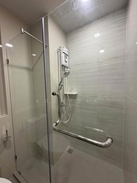 Aspire Onnut Station, Bangkok, Sukhumvit Road, Phra Kanong, Khlong Toei, Bangkok, 1 Bedroom, 31 sqm, Condo For Rent, by Agentbkk, 500618043 - DDproperty.com