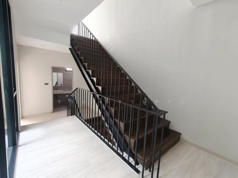Chok Chai 4, Bangkok, Lat Phrao, Bangkok, 9 Bedrooms, 700 sqm, Townhouse For Sale, by Praab Thiranusorn, 500618074 - DDproperty.com