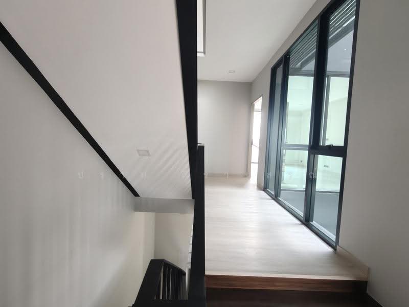 Chok Chai 4, Bangkok, Lat Phrao, Bangkok, 9 Bedrooms, 700 sqm, Townhouse For Sale, by Praab Thiranusorn, 500618074 - DDproperty.com