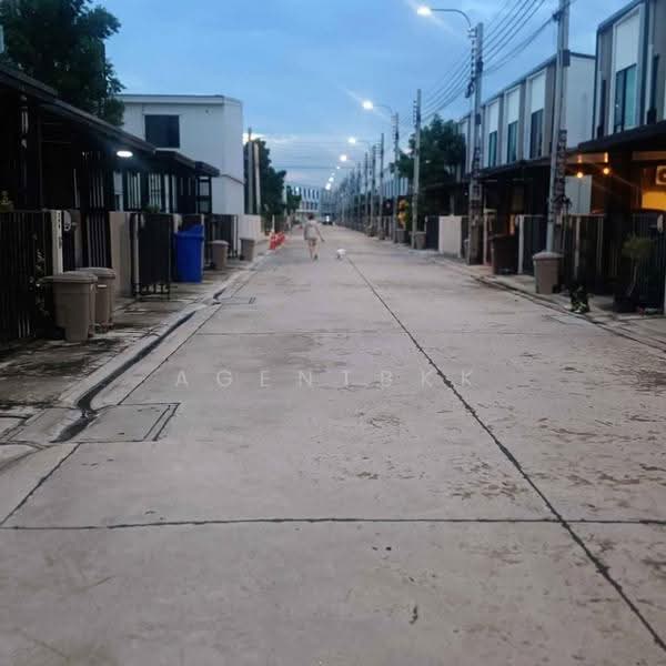 Altitude Kraf Bangna, Samut Prakan, 159 Moo 12, Liap Klong Luang Phaeng Road, Bang Kaeo, Bang Plee, Samut Prakan, 2 Bedrooms, 90 sqm, Townhouse For Rent, by Agentbkk, 500618083 - DDproperty.com