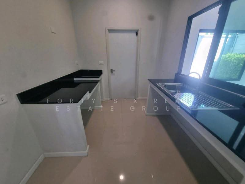 Grand Britania Chaiyapruek-Chaengwattana : แกรนด์ บริทาเนีย ชัยพฤกษ์-แจ้งวัฒนะ, Nonthaburi, Bang Bua Thong, Nonthaburi, 4 Bedrooms, 190 sqm, Single Detached House For Sale, by Forty-Six Real Estate Group, 500618092 - DDproperty.com