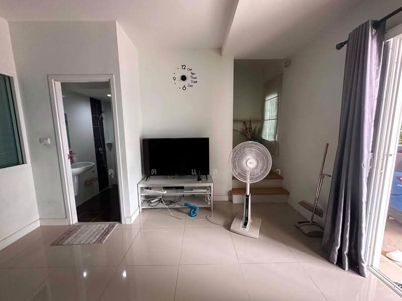 ให้เช่าบ้านแฝด ม.ประภัสสร บ่อวิน ศรีราชา, Chon Buri (Pattaya), Bo Win, Si Racha, Chon Buri (Pattaya), 4 Bedrooms, 100 sqm, Semi-Detached House (Twin House) For Rent, by Dusit Saengfa, 500618120 - DDproperty.com