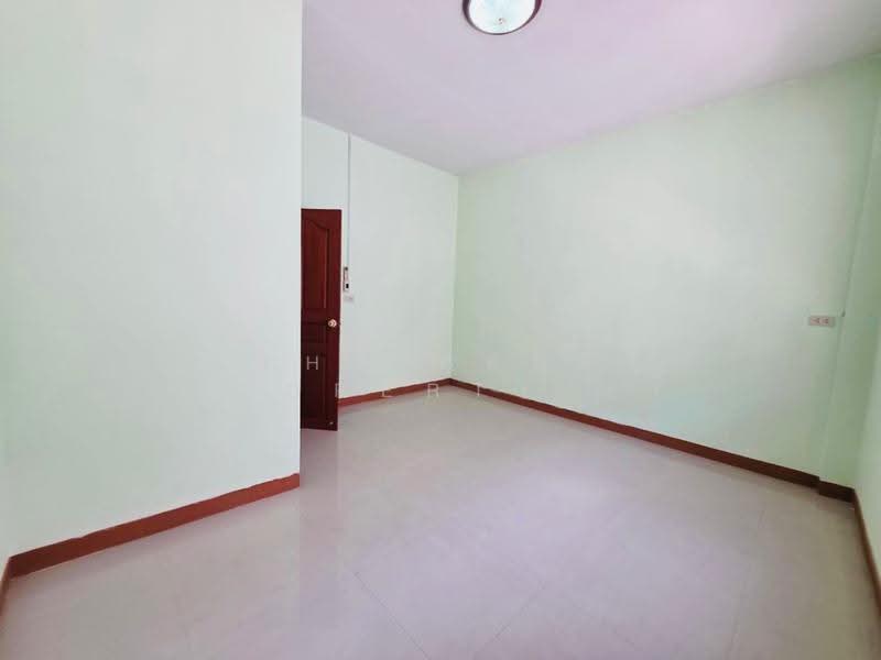 เหนือฟ้าพลัส บางบัวทอง, Nonthaburi, Phimonrat, Bang Bua Thong, Nonthaburi, 2 Bedrooms, 100 sqm, Townhouse For Sale, by The Best Property เก๋, 500618139 - DDproperty.com