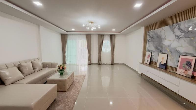 Moobaan KC Ramintra 3 : หมู่บ้านเคซีรามอินทรา 3, กรุงเทพ, ซอยหทัยราษฎร์ 39, สามวาตะวันตก, คลองสามวา, กรุงเทพ, 88 ตร.ม., ทาวน์เฮ้าส์ ขาย, โดย นภัสศรณ์ วงศ์สินไทยกร (นันท์), 500618147 - DDproperty.com