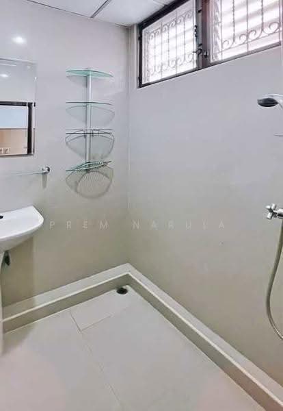 Ekkamai Villas, Bangkok, Khlong Tan Nua, Watthana, Bangkok, 5 Bedrooms, 350 sqm, Townhouse For Sale, by Prem Narula, 500618161 - DDproperty.com