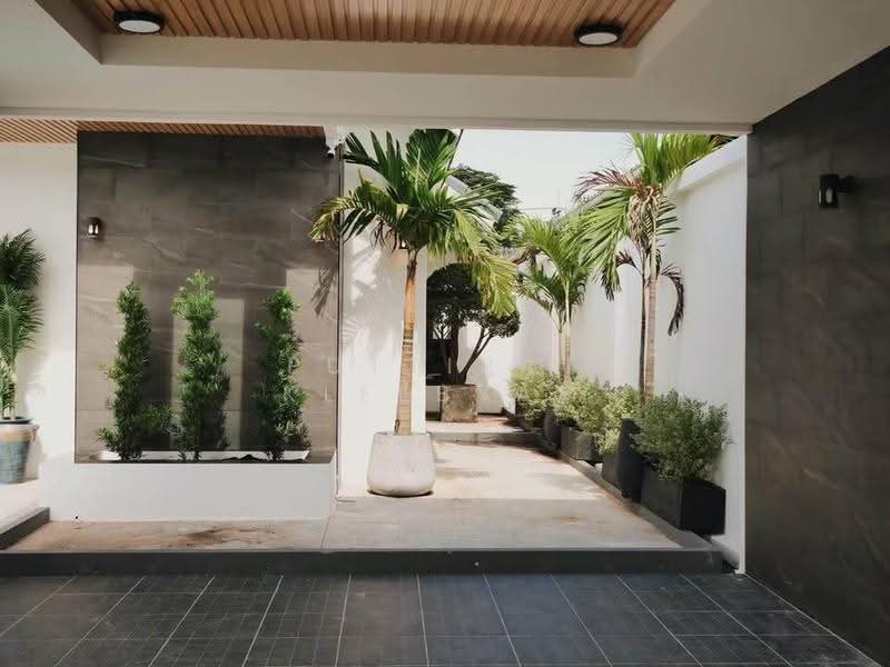 undefined, Phuket, Kathu, Phuket, 3 Bedrooms, 260 sqm, Single Detached House For Sale, by Puttirat Kleebyam, 500618209 - DDproperty.com