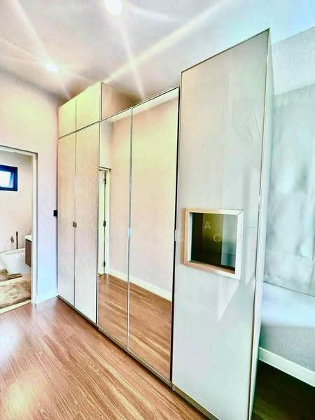 Setthasiri Krungthep Kreetha, Bangkok, Krungthep Kreetha Road, Hua Mak, Bang Kapi, Bangkok, 4 Bedrooms, 185 sqm, Single Detached House For Rent, by Jentina Homes & Co, 500618274 - DDproperty.com