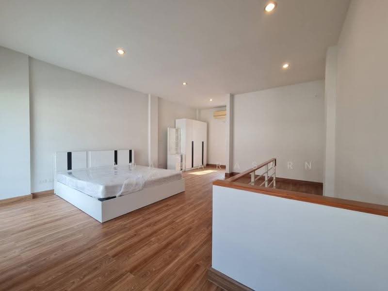 The Metro Sathorn, Bangkok, Bang Wa, Phasi Charoen, Bangkok, 3 Bedrooms, 167 sqm, Townhouse For Sale, by Airada Parasarn, 500618319 - DDproperty.com