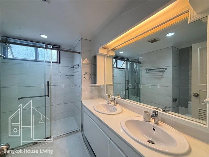 Charan Tower Residences by Aspira, Bangkok, 19 Soi Sukhumvit 43, Khlong Tan Nua, Watthana, Bangkok, 4 Bedrooms, 380 sqm, Condo For Rent, by Bangkok House Living, 500618320 - DDproperty.com
