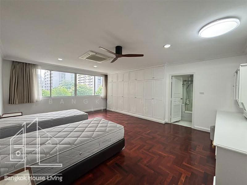 Charan Tower Residences by Aspira, Bangkok, 19 Soi Sukhumvit 43, Khlong Tan Nua, Watthana, Bangkok, 4 Bedrooms, 380 sqm, Condo For Rent, by Bangkok House Living, 500618320 - DDproperty.com