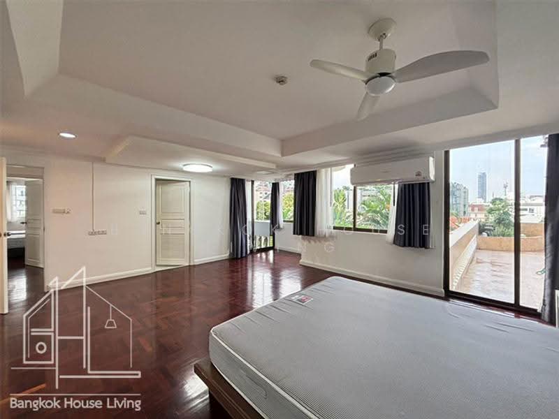 Charan Tower Residences by Aspira, Bangkok, 19 Soi Sukhumvit 43, Khlong Tan Nua, Watthana, Bangkok, 4 Bedrooms, 380 sqm, Condo For Rent, by Bangkok House Living, 500618320 - DDproperty.com