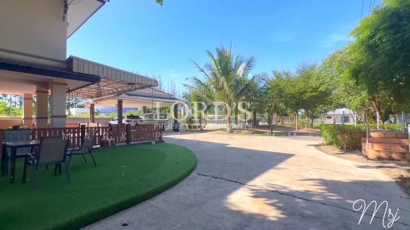 Hua Hin, Prachuap Khiri Khan, Hin Lek Fai, Hua Hin, Prachuap Khiri Khan, 5 Bedrooms, 270 sqm, Villa For Sale, by Mark Puttkammer, 500618329 - DDproperty.com