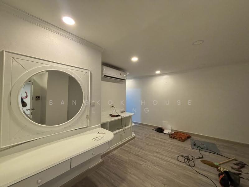 Mitr Mansion, Bangkok, 27 Soi Sukhumvit 31, Khlongtoei Nua, Watthana, Bangkok, 2 Bedrooms, 145 sqm, Condo For Rent, by Bangkok House Living, 500618334 - DDproperty.com