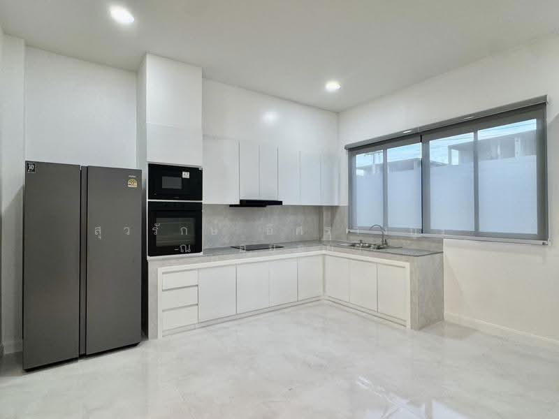 Pool Villa for Sale in Hangdong, Chiang Mai, Mae Hia, Muang Chiang Mai, Chiang Mai, 5 Bedrooms, 330 sqm, Single Detached House For Sale, by สุวรักษ์ อิศรางกูร ณ อยุธยา, 500618342 - DDproperty.com