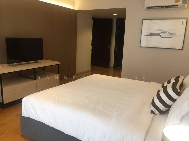 Piya Residence, Bangkok, Soi Sukhumvit 28-30, Khong Tan, Khlong Toei, Bangkok, 3 Bedrooms, 188 sqm, Condo For Rent, by Bangkok House Living, 500618347 - DDproperty.com