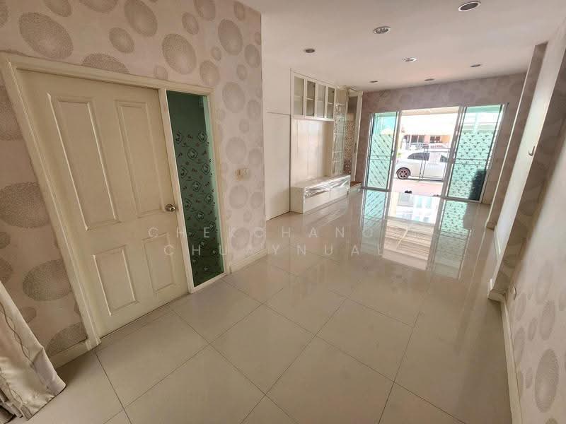 Baan Klang Mueng Ladprao 101, Bangkok, Soi Ladprao 101, Ladprao Road, Khlong Chan, Bang Kapi, Bangkok, 3 Bedrooms, 165 sqm, Townhouse For Sale, by Chekchanok Chuaynual, 500618360 - DDproperty.com